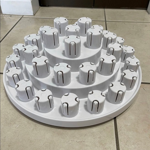 Vinyl Rotating Carousel by Simply Tidy - Picture 1 of 3